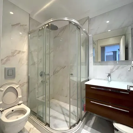 Exquisite Ottomare Apartman